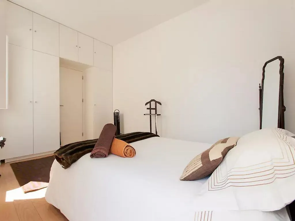 Apartment Ferienwohnung Patio Alfama Lisboa Portugal